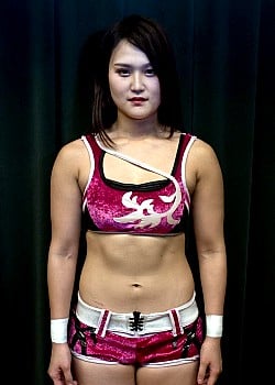 山下美優 portrait